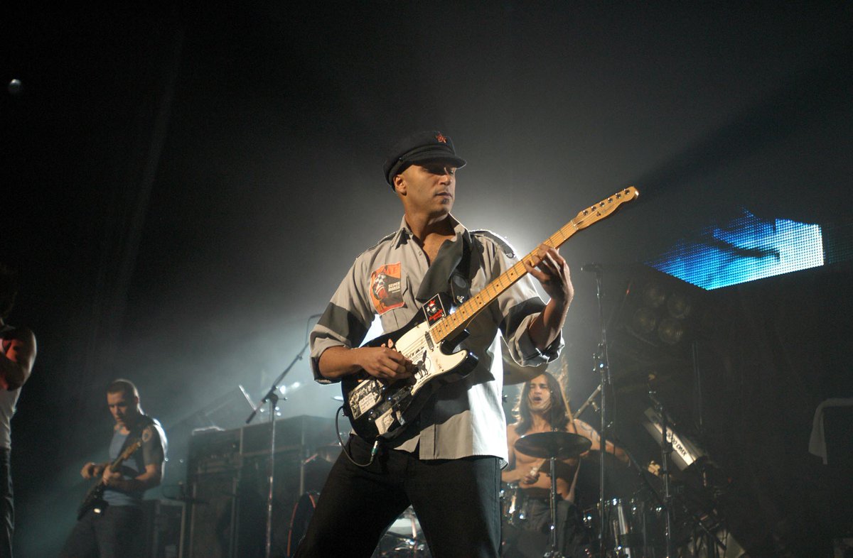 Happy birthday Tom Morello! Check out our 2011 feature on the guitarist  (via Rolling Stone) 