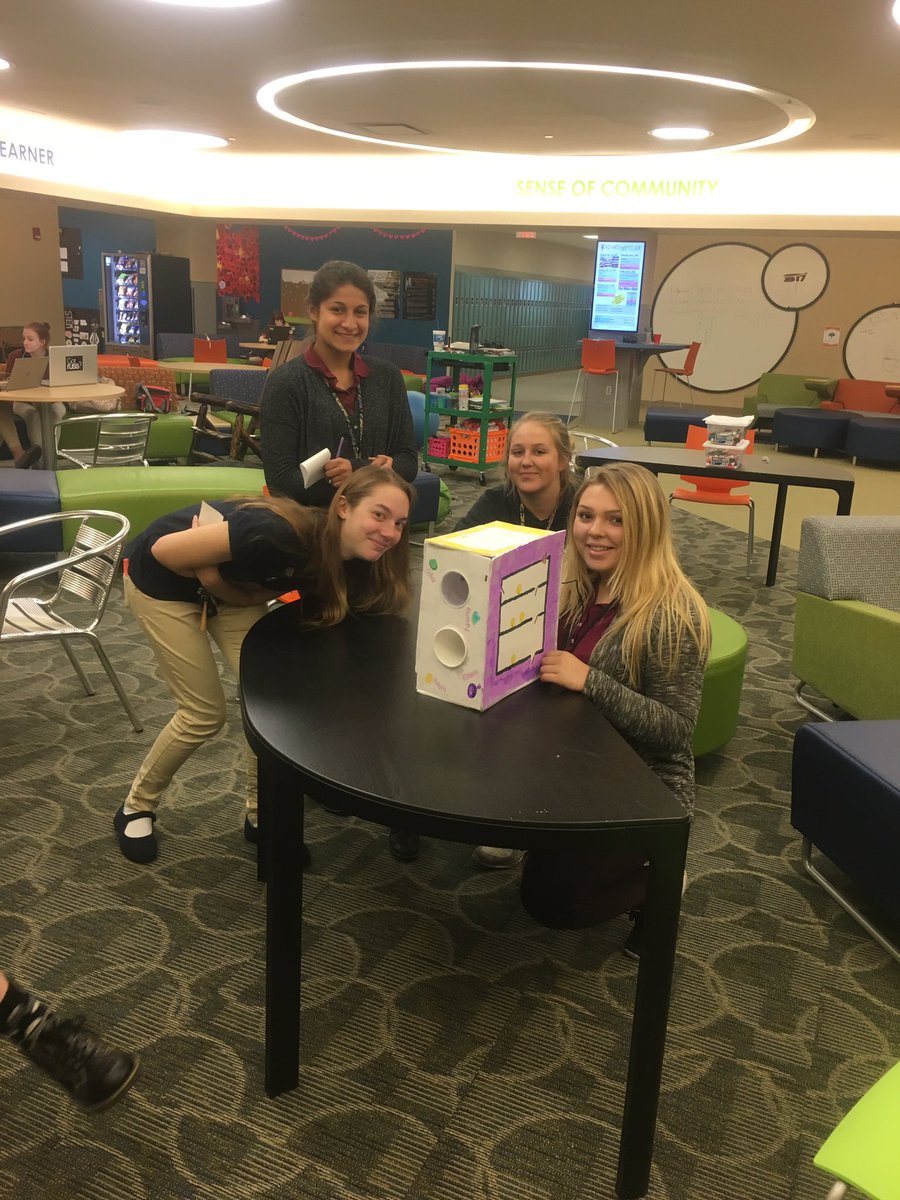 CeceliaMoreland's tweet photo. Made speakers in #Physics and presented today! #ourBMSA #SpeakerProject https://t.co/xy9FgT0lji