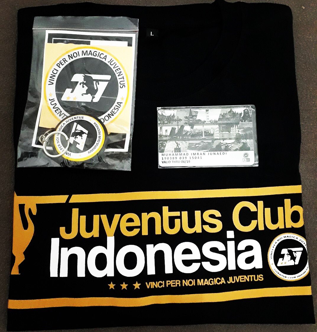 Imonk_19's tweet photo. Thanks to @JCIndonesia & @JCIC_Jayapura #jcimember #finoallafine #forzajuve @juventusfcid 🙏🏽⚫️⚪️ https://t.co/oV7SLYO2AZ