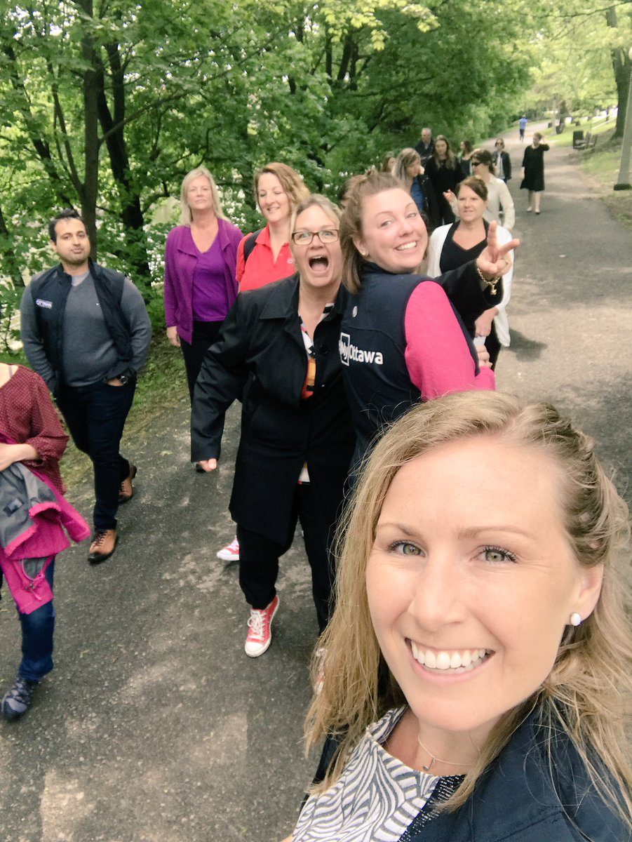 1st OT walking mtg along our beautiful Rideau Canal -a <a href="/UNESCO/">UNESCO 🏛️ #Education #Sciences #Culture 🇺🇳</a> world heritage site dontcha know. #walkandtalk #movementismedicine #MyOttawa