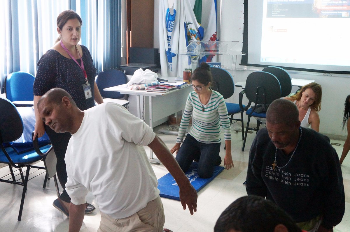 rinaldodelamare's tweet photo. @Grupo Redução de Danos com exercícios físicos!
@cap21ehalegria @Saude_Rio https://t.co/sihzxuSoup