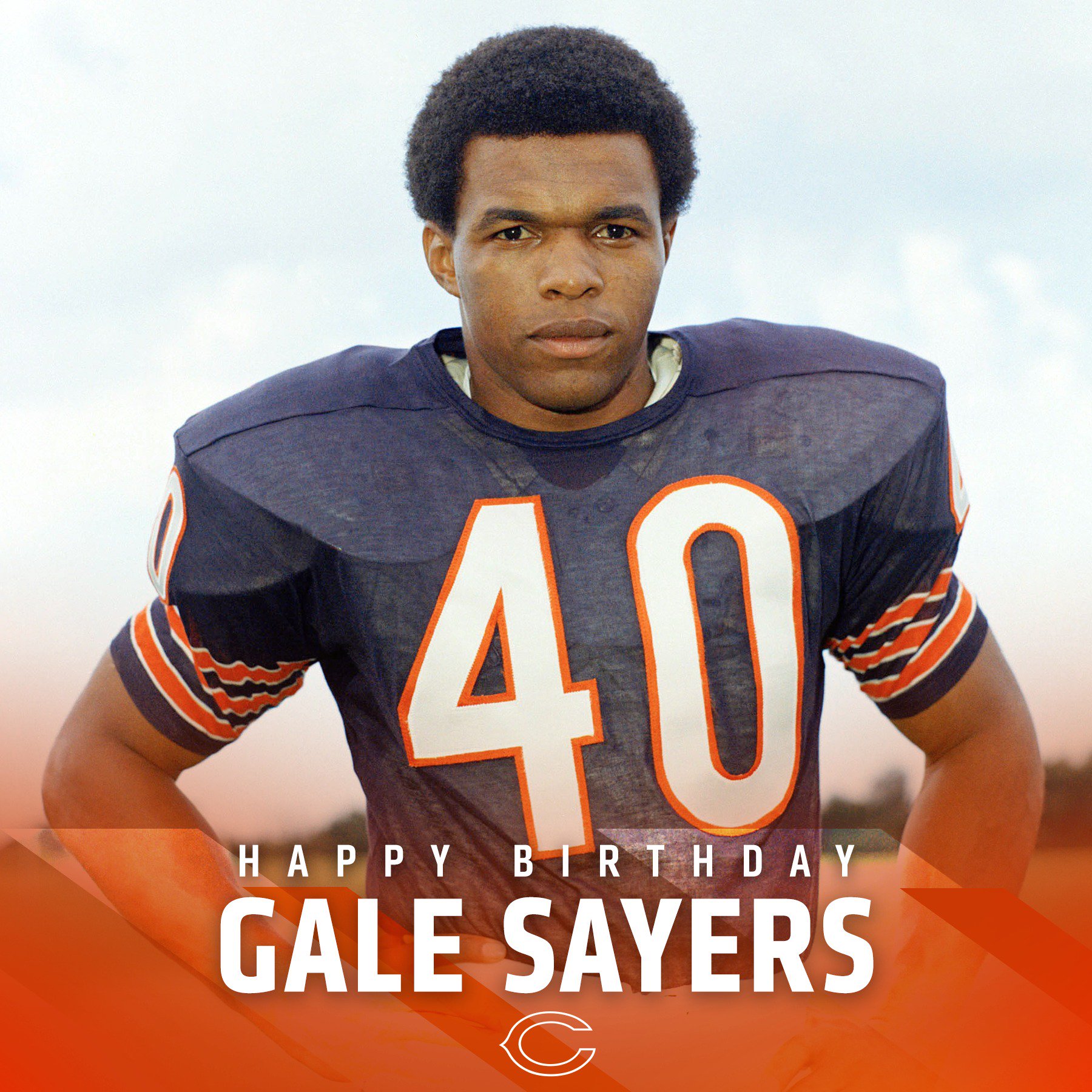 Happy 74th birthday to Hall of Famer, 4x Pro Bowler and all around football legend, Gale Sayers.  
