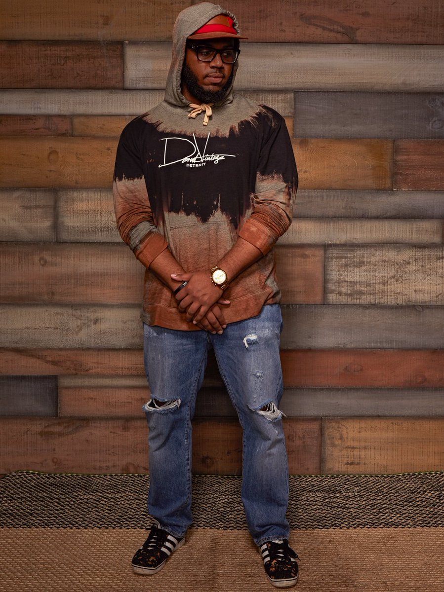 DV linked up with <a href="/jeremydeputat/">Y</a> at our booth during the <a href="/WeWork/">WeWork</a> Creators Market and it was a LITuation. #DavidVintage