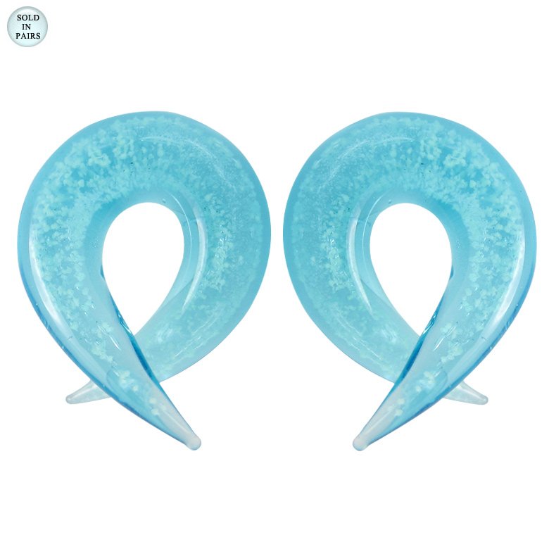 cheapbuynsave's tweet photo. Check out Glow In The Dark Blue Glass Twisted #EarTapers - N80315 #BodyJewelrySource https://t.co/6r6PGk2AWB via @eBay https://t.co/bLYoP8J3GM