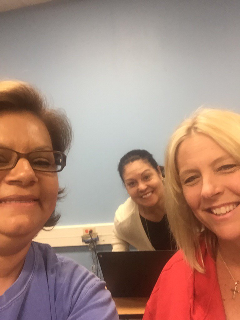 anav2166's tweet photo. Destiny training with ITA's#SLS2017 #RockSolid #LobosLearn @E3AmandaLE and @leisd https://t.co/m9IdBZKoqr