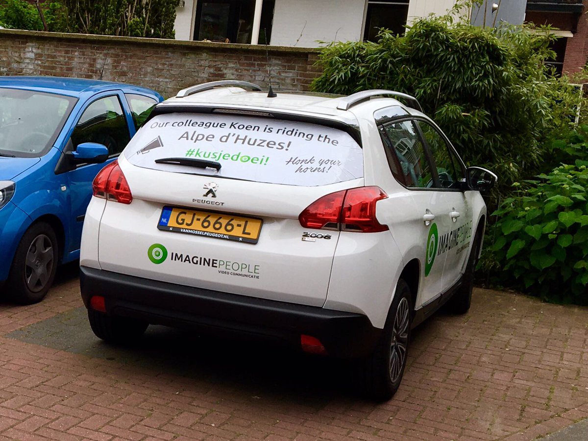 Aan z'n fanatieke fans zal het niet liggen! Kom je Koen straks tegen op de weg? Dan weet je wat je te doen staat! #kusjedoei