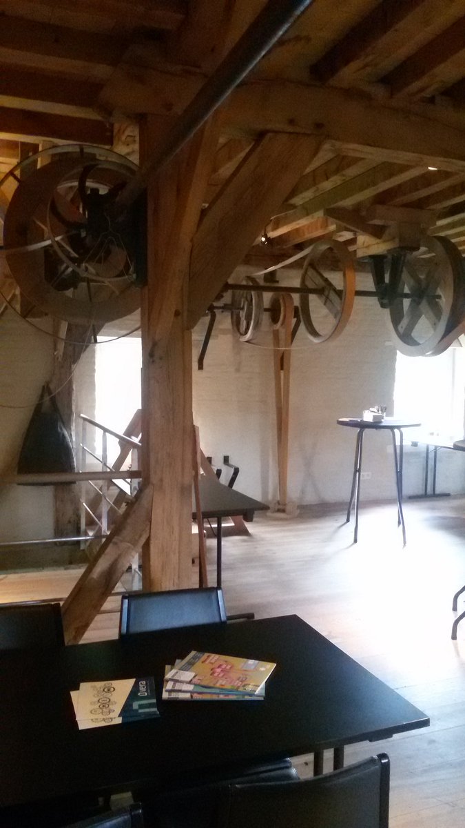 ilsevervloesem's tweet photo. We zijn er klaar voor #Abdijmolen #AbdijvanhetPark - wat een prachtige locatie :-) https://t.co/nv8VHZbG5w