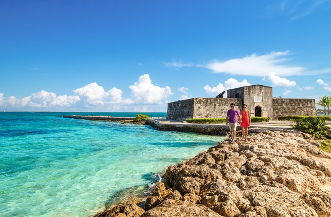.@asadlow gives you 5 reasons to go beyond the #beach in <a href="/Nassau_Bahamas/">Nassau & Paradise Island, The Bahamas</a> this #summer, via <a href="/fodorstravel/">fodorstravel</a>: bit.ly/2qA0RcD