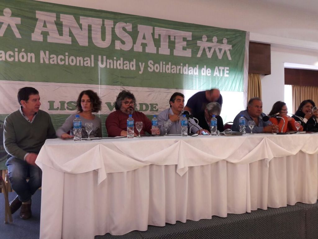 anusatebsas's tweet photo. Plenario nacional de ANUSATE de cara al Congreso de ATE https://t.co/Z1MWi67GU6 https://t.co/TiGAvm4hdd