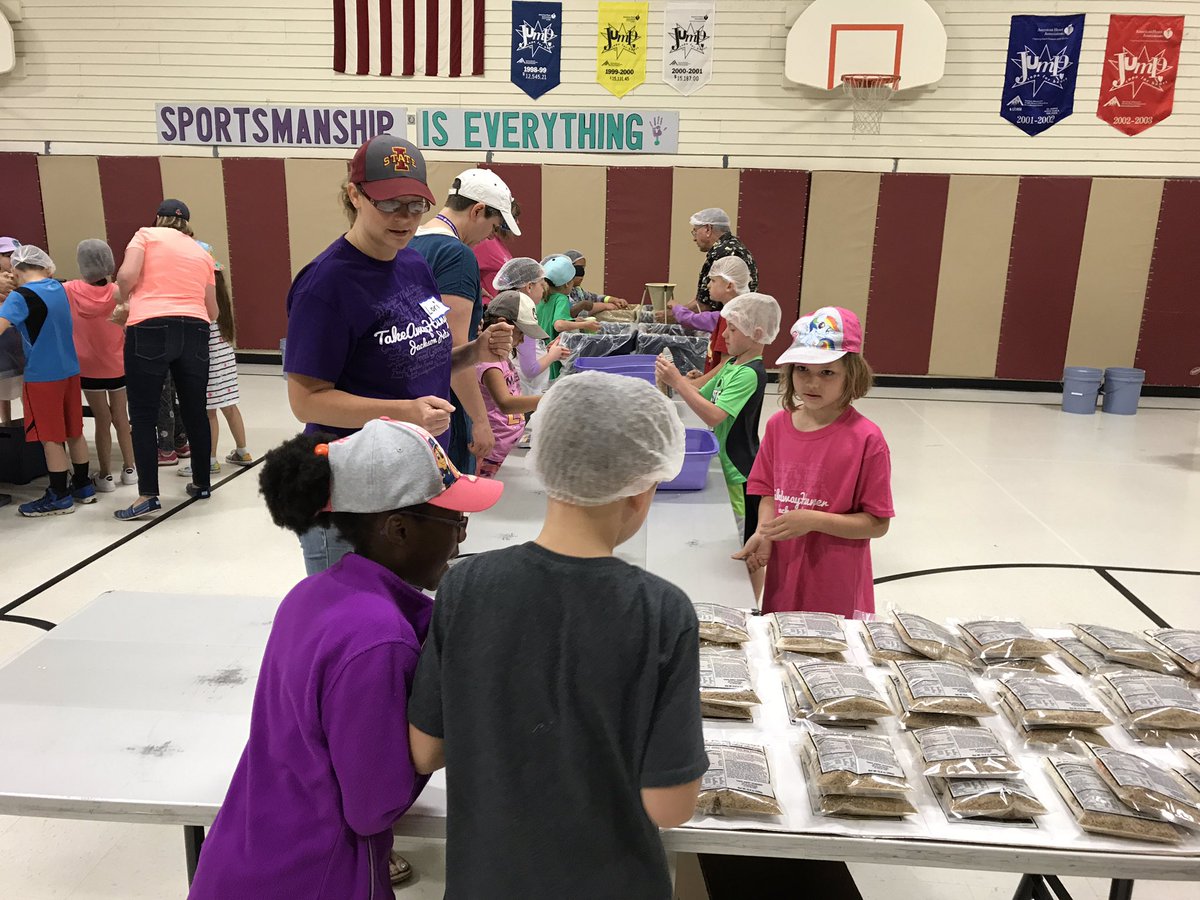 CRSCHOOLS's tweet photo. Thanks to the hard work of Jackson students there is enough food to supply 18,000 meals to hungry Iowans. https://t.co/FsYfQFK56X