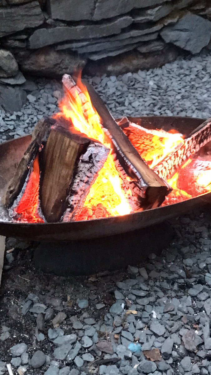 CotswoldAmbles's tweet photo. After a day of #KitTesting with @TheRealBerghaus what better than feast & fire in your fav' pub ;-) #NTSticklebarn in the #LangdaleValley ๐ https://t.co/W2GU1Mitq6