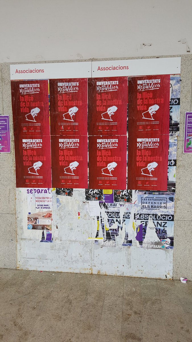 SEPC_Ciutadella's tweet photo. Agitem el campus Ciutadella pel #referèndum! A les universitats també volem #DataiPreguntaAra! https://t.co/YAIeQu6hv7