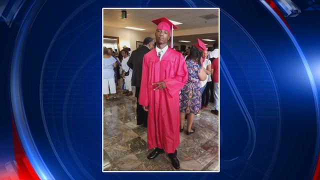 FOX4's tweet photo. Police arrested 17-year-old Jeremiah Robinson for killing 18-year-old LeDajrick Cox just hours after he graduated from Carter HS in Dallas. https://t.co/hWnzBqUxVm