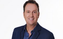 Zappenblog's tweet photo. Jochem van Gelder vertrekt bij SBS 6 https://t.co/fVkmNL3vB5 https://t.co/TzM1HFLiab