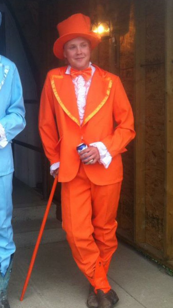 guzzlerball's tweet photo. Lane Butler is against our newly coloured uniforms, and wants to go with orange. There is no "I" in team Lane! #homeopener2k17 #guzznation https://t.co/GX9cZwcNgk