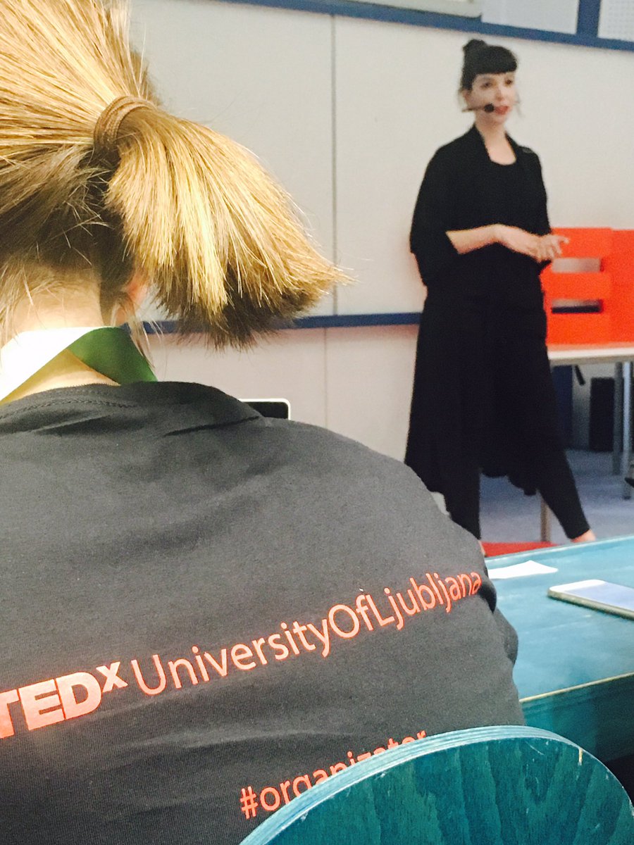 Kot druga govorka je nastopila Janja Videc, modna oblikovalka. #kreativnost #tedxart #tedxul #tedx2017