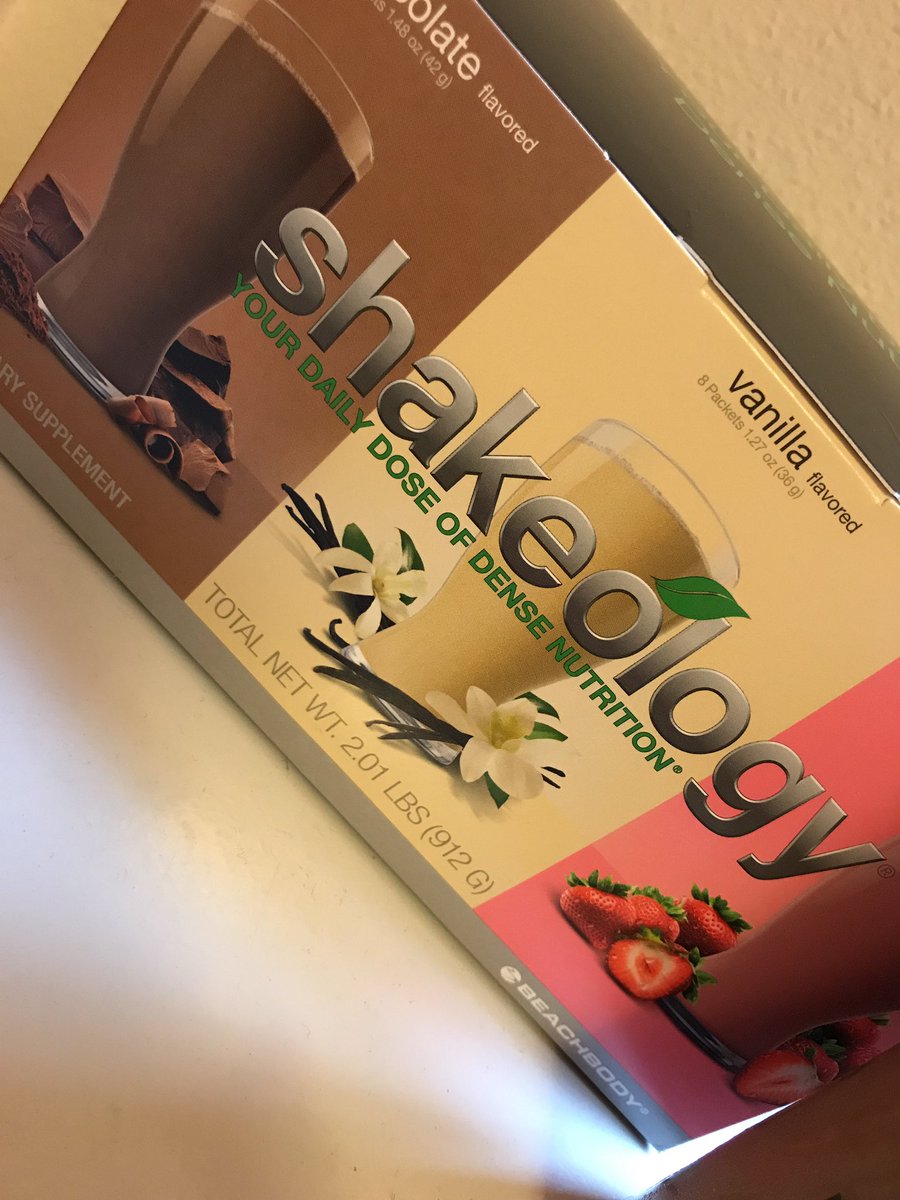 sckimmmm's tweet photo. My favorite flavor is definitely chocolate!!! #Shakeology #beachbody #21dayfix #alreadyfeelingamazing #whoisjoiningme? https://t.co/VjVbmpyoXY