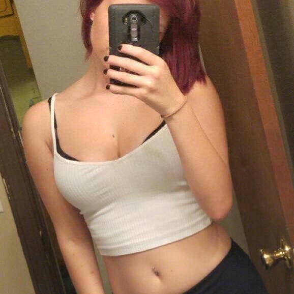 GirlGiver's tweet photo. Throwback to when I was a redhead! #thegirlgiver #womensmarch #sextoys #bath #relax #art #sexyqoutes #modeling #se… https://t.co/3WORgOO02Q https://t.co/YMIMrRMZJE