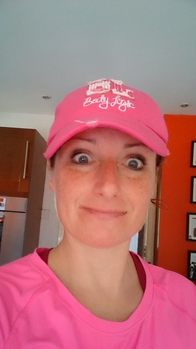 DolDeBie's tweet photo. Shaz @SharonSooey look what I'm wearing today...thought of you!
#yourhat #run #chocolatemouth #longtimenochat https://t.co/iV0jtyONlZ