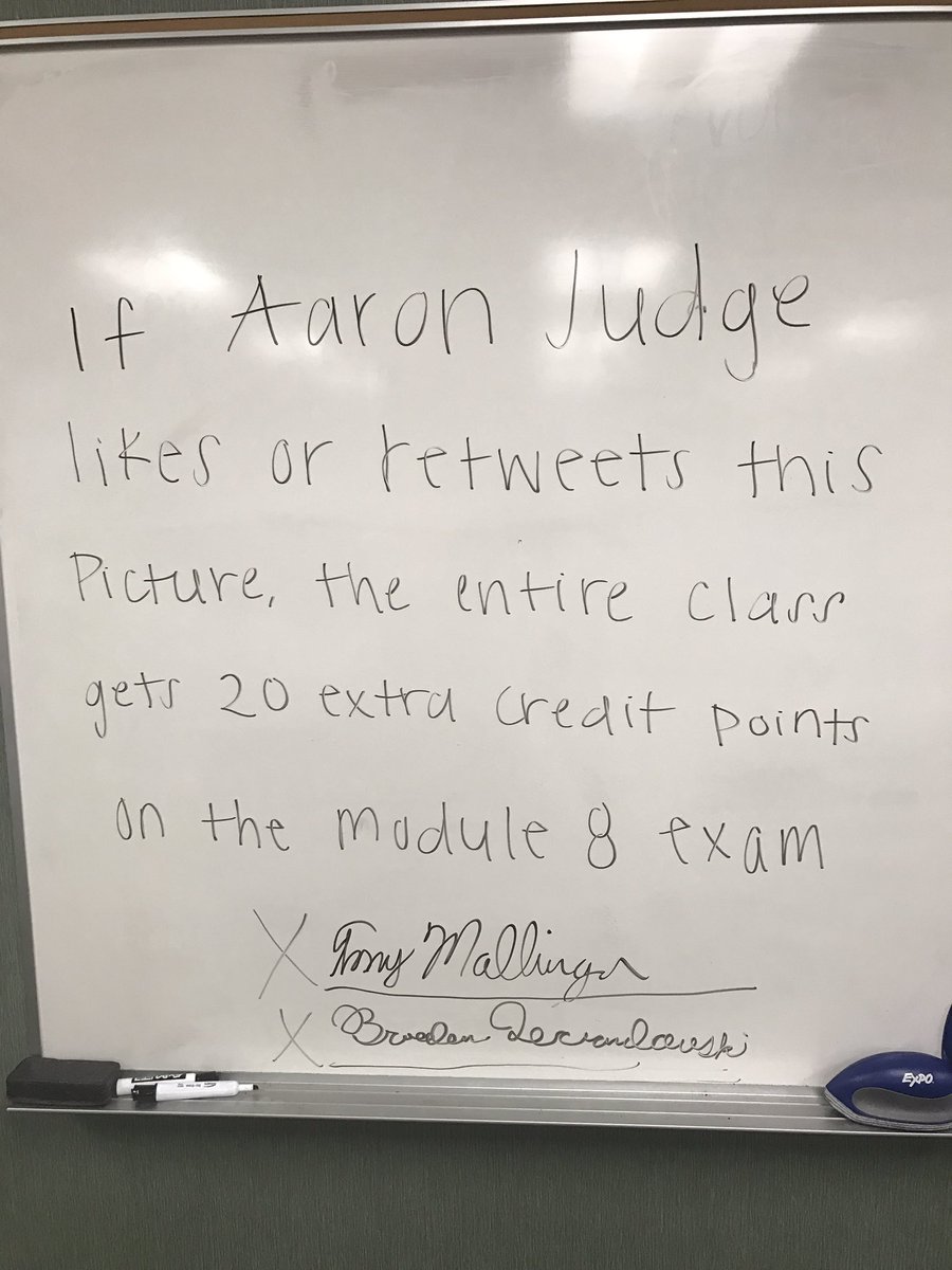 paxtonthompson7's tweet photo. Please retweet this to get @TheJudge44 to see this! Our teachers loves him &amp; we need the extra credit for our college accounting class! https://t.co/P4obSXK1Lu