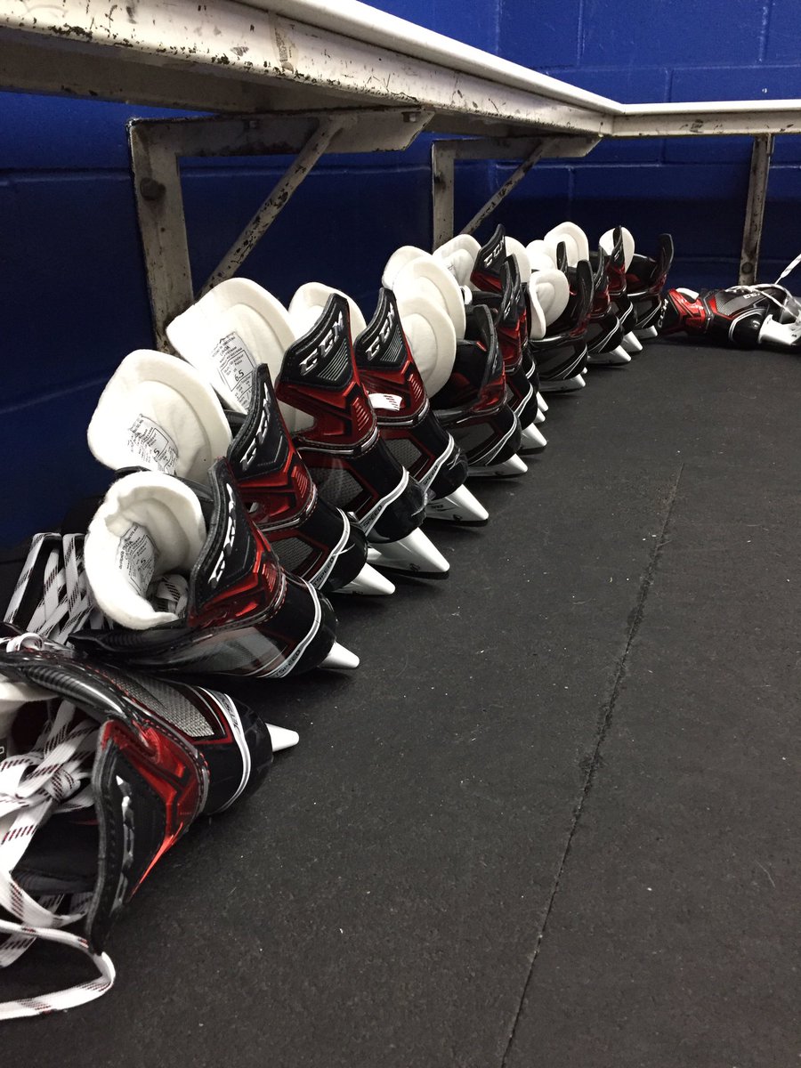 Shorlick's tweet photo. Big @CCMHockey demo day for the staff from the Lower Mainland/Island today. #CCMHockey #Leaveothersbehind #FT1 #70K #Supertack https://t.co/tp1JHq5PSN