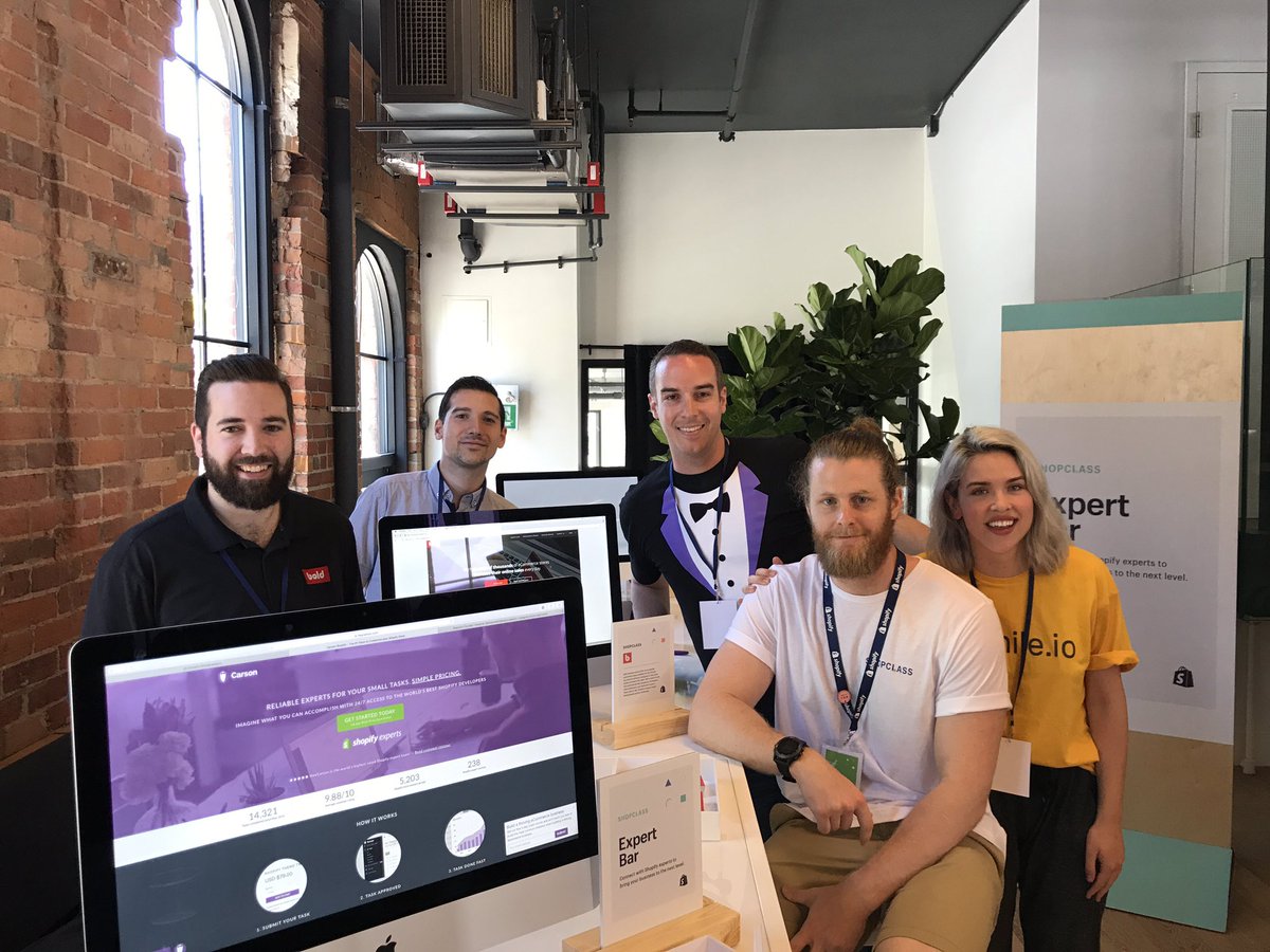 jon_kennedy1's tweet photo. Hey Toronto, come learn stuff and say hi! @shopify Shopclass tour is underway! #shopifyshopclass #heycarson https://t.co/TBmrcJwgif