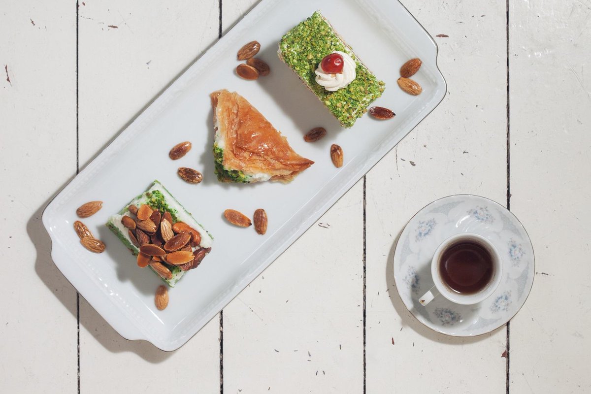 Welke zoete lekkernijen worden er zoal tijdens de ramadan gegeten? 

goodfoodtour.nl/eat/deze-zoete…