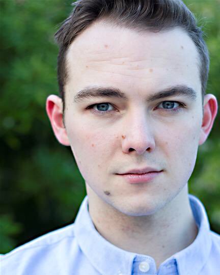 curtainupshow's tweet photo. This Friday at 4pm on @ResonanceFM @Tim_McArthur @nathanmatthews chat to @joshwari @frankiejones93 from @Fatbusters2017! https://t.co/9w3rVTEOYH