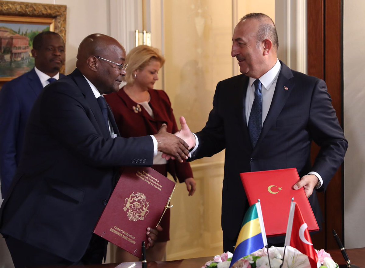 MevlutCavusoglu's tweet photo. Signed the Memorandum of Understanding on cooperation between Foreign Ministries of #Turkey-#Gabon in the field of archives. https://t.co/yk8wBEnNgs