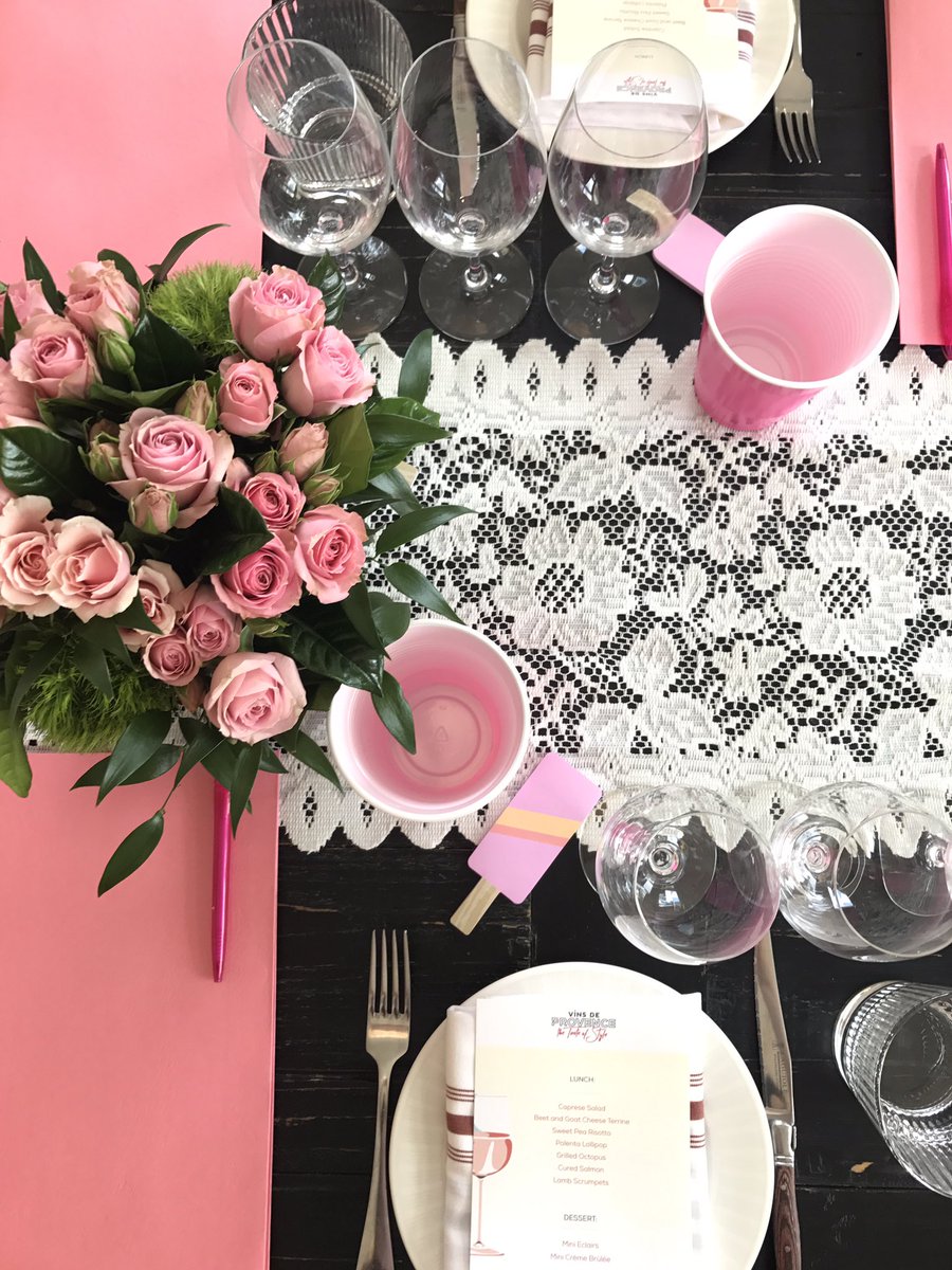 LeighTiffany's tweet photo. Pretty in pink.

#roseallday #winesofprovence #momentrose #TuesdayMotivation https://t.co/OjUen62gXh