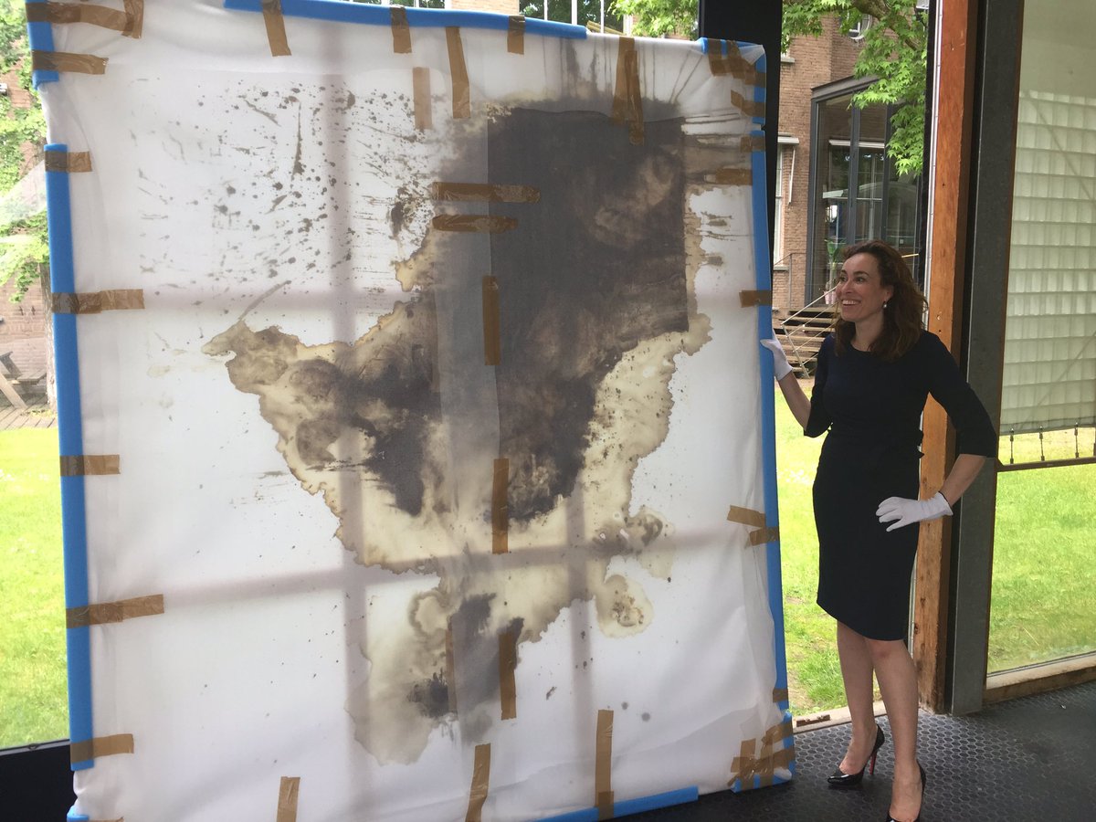 Goodbye to Hermann #Nitsch's artwork, that has graced our HQ since his Aktion in '09. We're happy it has been adopted by <a href="/AtelierLieshout/">Atelier Van Lieshout</a>.