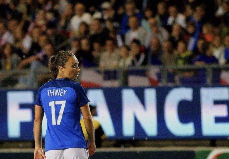 GaetaneThiney's tweet photo. Fière d'être sélectionnée pr représenter la France lors de l'Euro 2017! A cette occasion, retrouvez une surprise sur https://t.co/DuP9aVsmb4 https://t.co/Bg6mW372uX