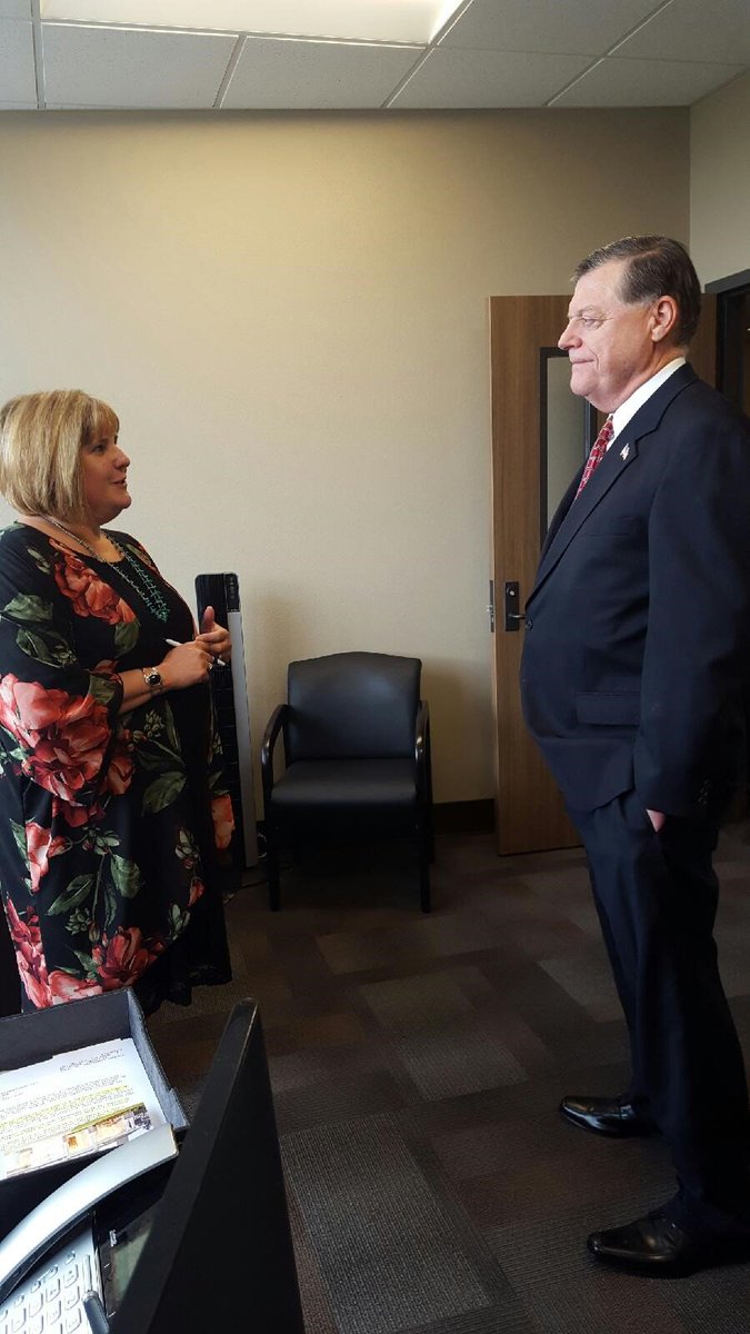 GreatPlainsTech's tweet photo. Our thanks to @TomColeOK04 for stopping by the GPTC Business Development Center to chat with new tenants today! https://t.co/aN3mARXzv5
