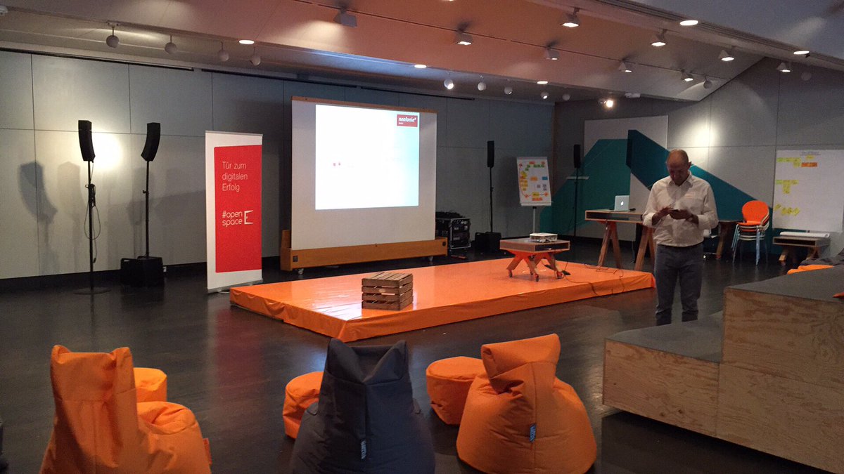 enderoezguer's tweet photo. Praxisvortrag: Welche mobile Strategie passt zu Ihrem Unternehmen? #Neofonie #NeofonieMobile #openspaceberlin ... um 18:30 Uhr geht's los https://t.co/rn7vpJqjbB