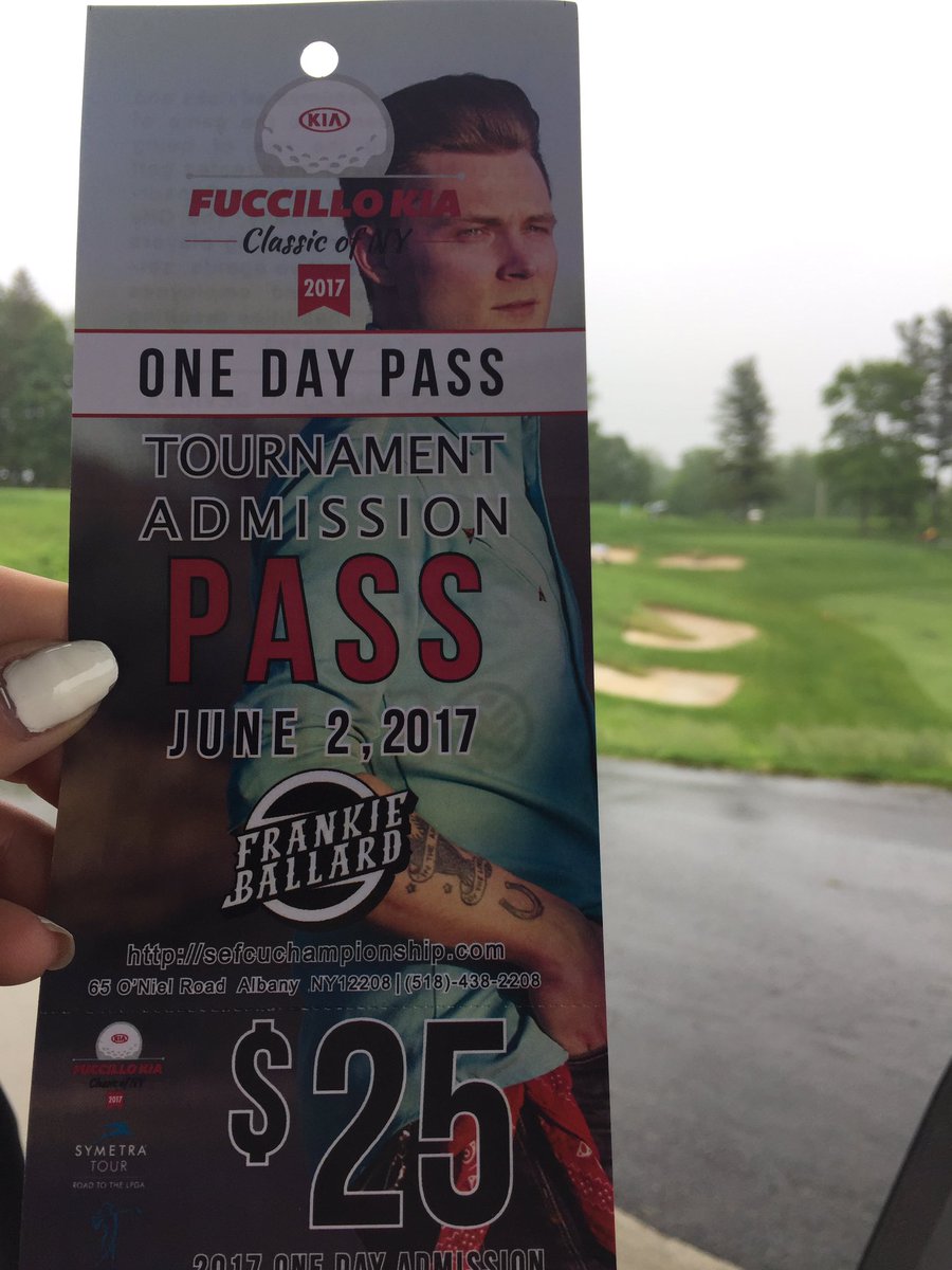ShannonTFish's tweet photo. Hey @FrankieBallard bring the #Sunshine&amp;Whiskey to Albany. Thanks! #rainraingoaway #capitalhills #symetratour #concertonthecourse https://t.co/4BJ5I3a8tR