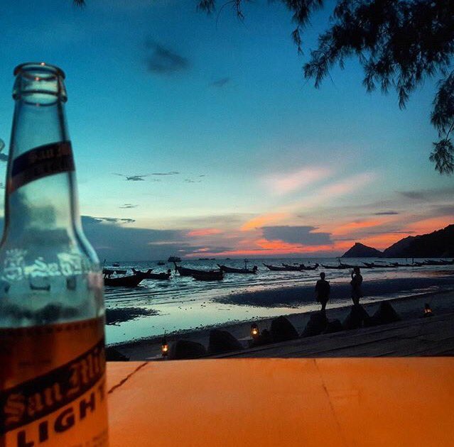 Beer. Mans best friend #sunsetbeers #scubadiving #kohtao #divekohtao #apresdive #divethailand #kohsamui #kohphangan #singhabeer #bigblue