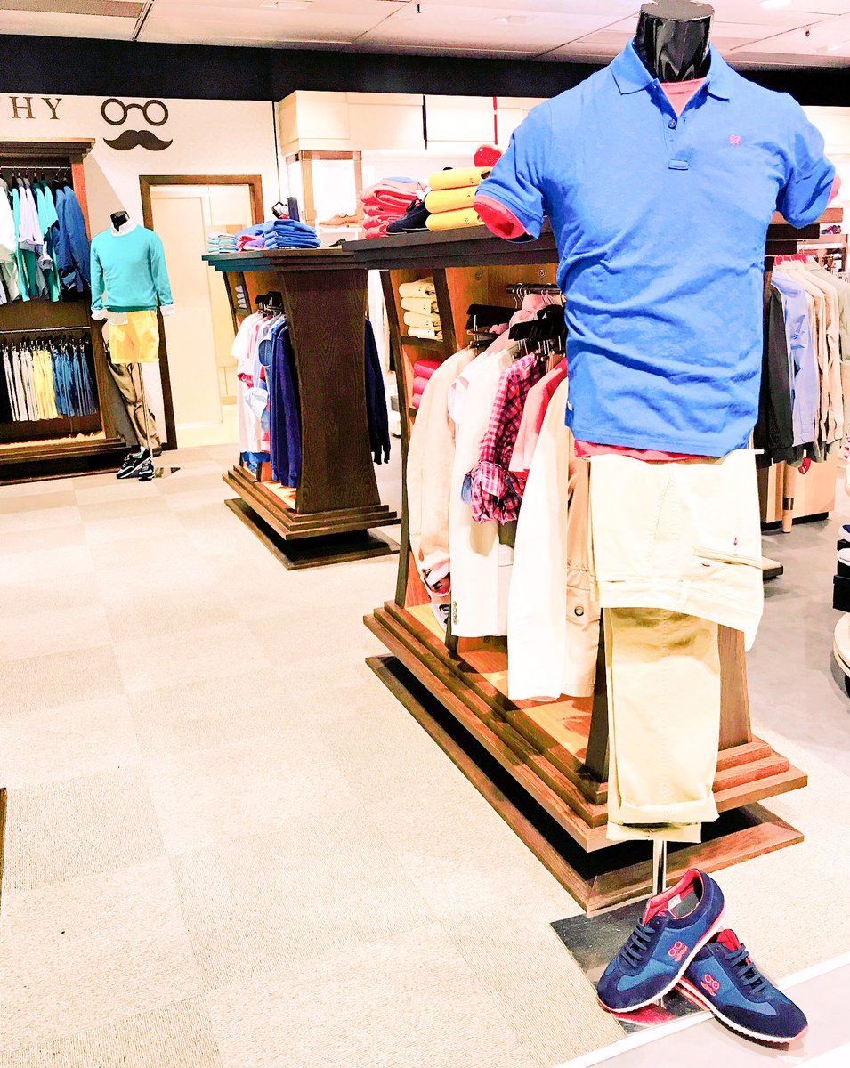 dorymorena's tweet photo. #colorcode #Gentleman empieza La calor y los colores invaden nuestras tiendas se @makarthycc en @elcorteingles #diferentman https://t.co/FznKMpwioW