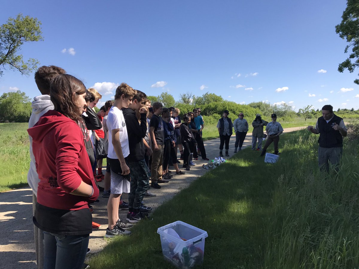 MrsJRedding's tweet photo. We care about the environment and preserving our ecosystem! Great job,8th graders! #LearningFSD79 @FSD79 @SYmathprobs https://t.co/E1W1RC90UO