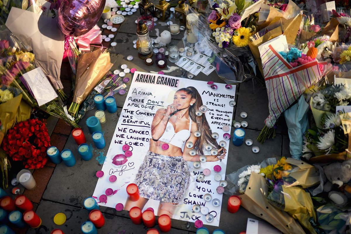 NBCNews's tweet photo. Read more: Ariana Grande, Justin Bieber, Katy Perry and more to hold charity concert in Manchester Sunday https://t.co/Iio7Uwi7eE https://t.co/uNlfqMWRqW