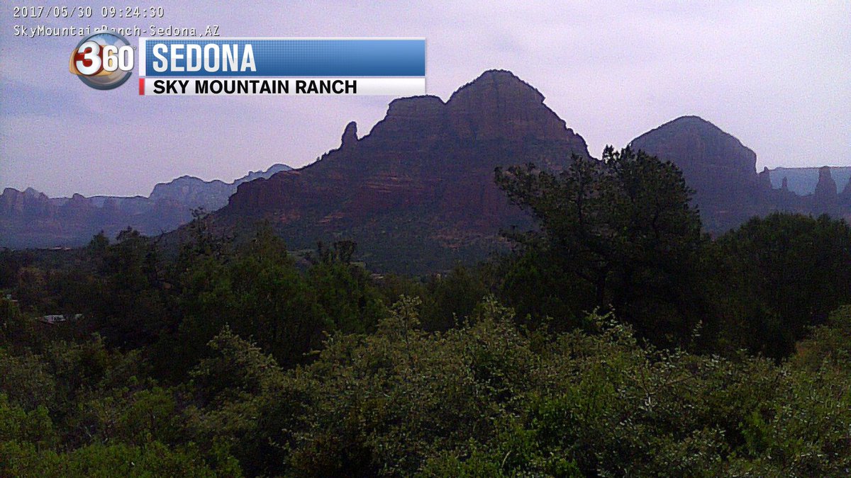 aprilwarnecke's tweet photo. Southeasterly winds blowing smoke from the #SnakeRidgeFire into #Sedona this morning. Hazy skies... #azwx #azfamily https://t.co/eZ0CAGEe7I