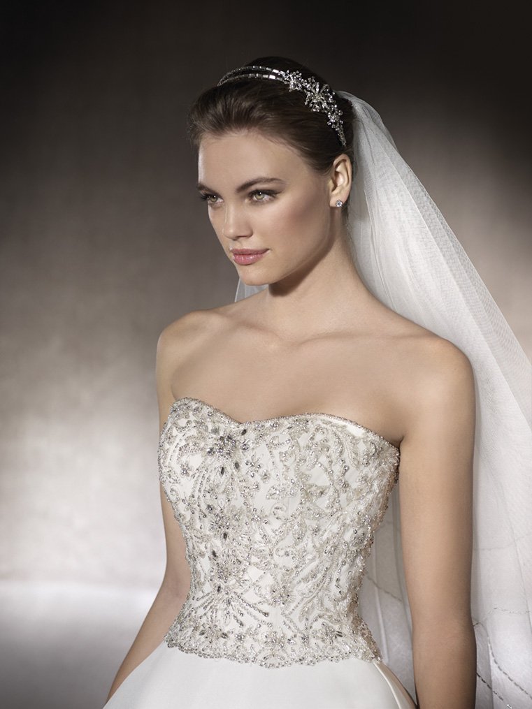 StPatrickBridal's tweet photo. Which do you prefer? Medea dress with lace or Marybeth dress with hundreds of sparkling crystals? #StPatrick2017: https://t.co/fMiLcAFSRi https://t.co/ECsiLYH9Da