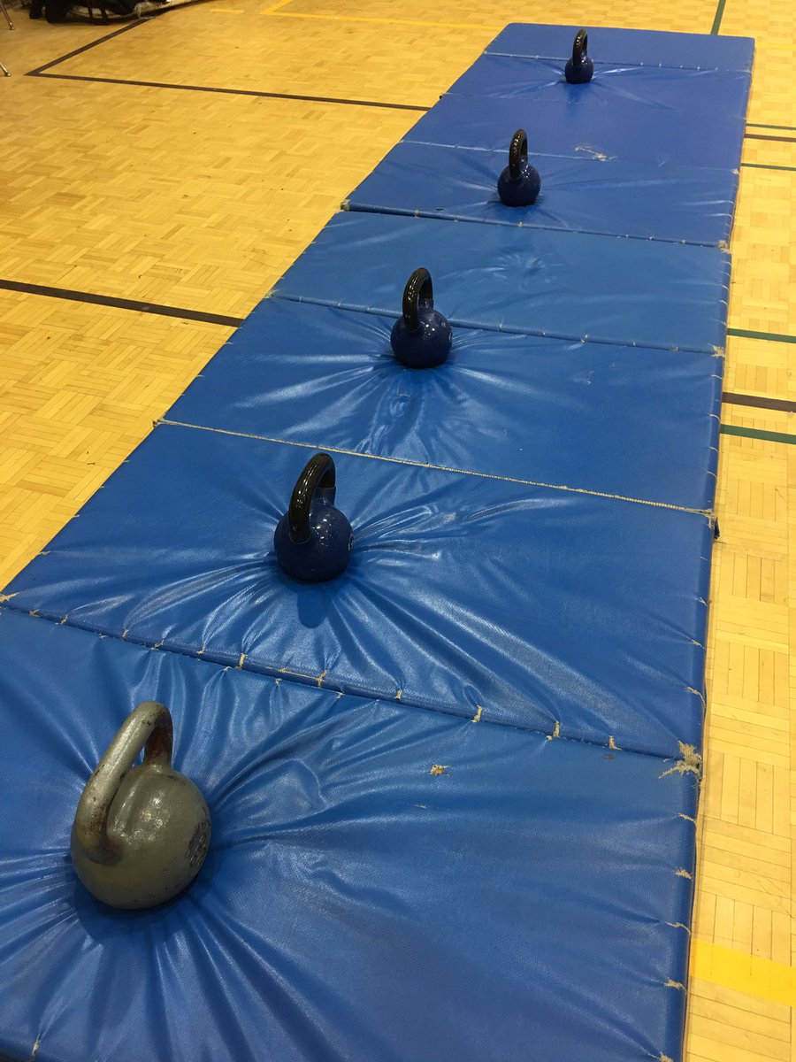 WHCIWarriors's tweet photo. The #WHCFG2017 is about to begin. We get things started with WOD 1, 10-4 Buuuudy! @tdsb @HPE_TDSB @tpascentre https://t.co/pFuh21gJR6