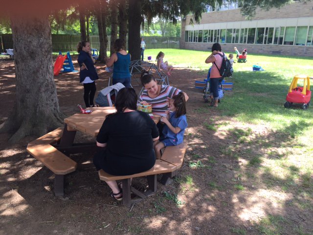 Taft_PLS's tweet photo. Pre-K family picnic was awesome today!  #memories #togetherness https://t.co/q9RIKiSsCO