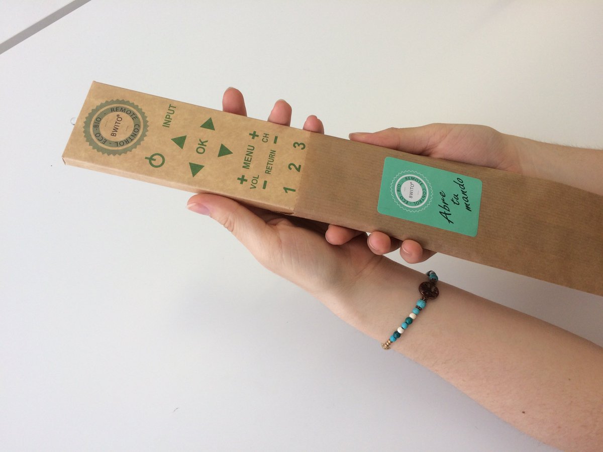 ToteMondria's tweet photo. Los #microbios se esconden en el #mando a distancia. @BwitoEco el primer mando higiénico, ecológico y biodegradable https://t.co/DOrO43jJvX https://t.co/AAs116Uky8