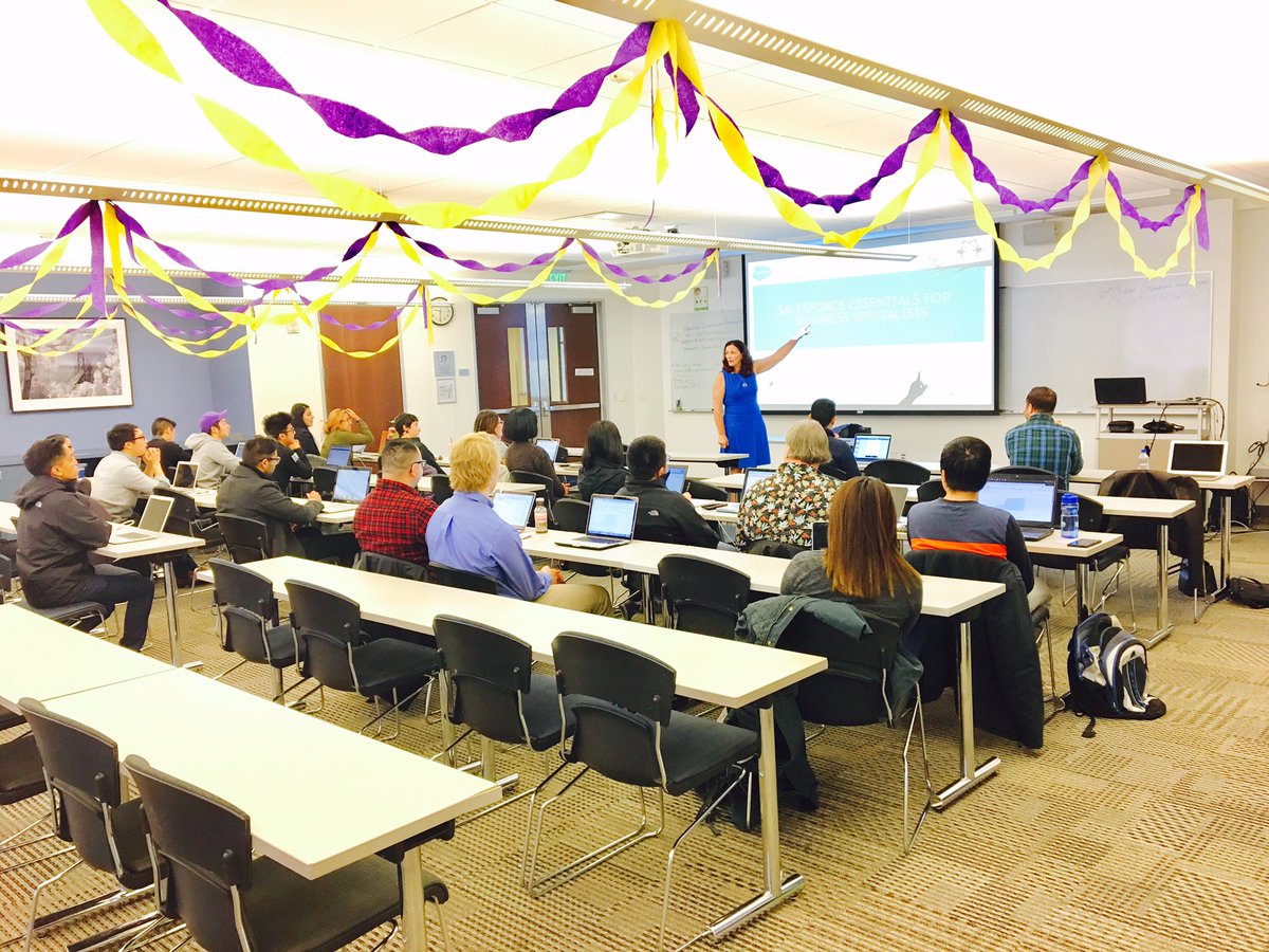 ShirleneChow's tweet photo. Kicking off our first @SalesforceU #AcademicAlliance Bootcamp at @SFSU with @TaniCLong! Learning #Salesforce skills for jobs @getincubed https://t.co/6CzWXUzgHv