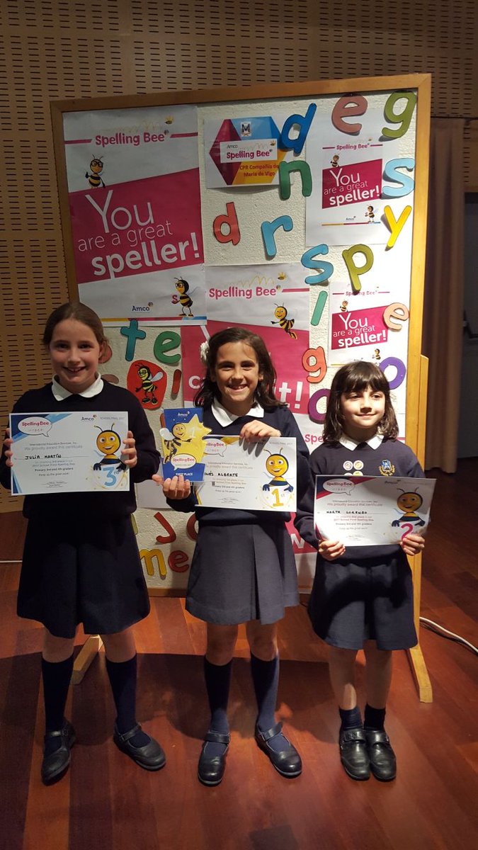 ciamariavigo's tweet photo. Nuestros ganadores del Spelling Bee de 3° y 4° E.P. Congratulations Inés, Marta & Julia!!! #SBee2017 https://t.co/g0o87eXKa7