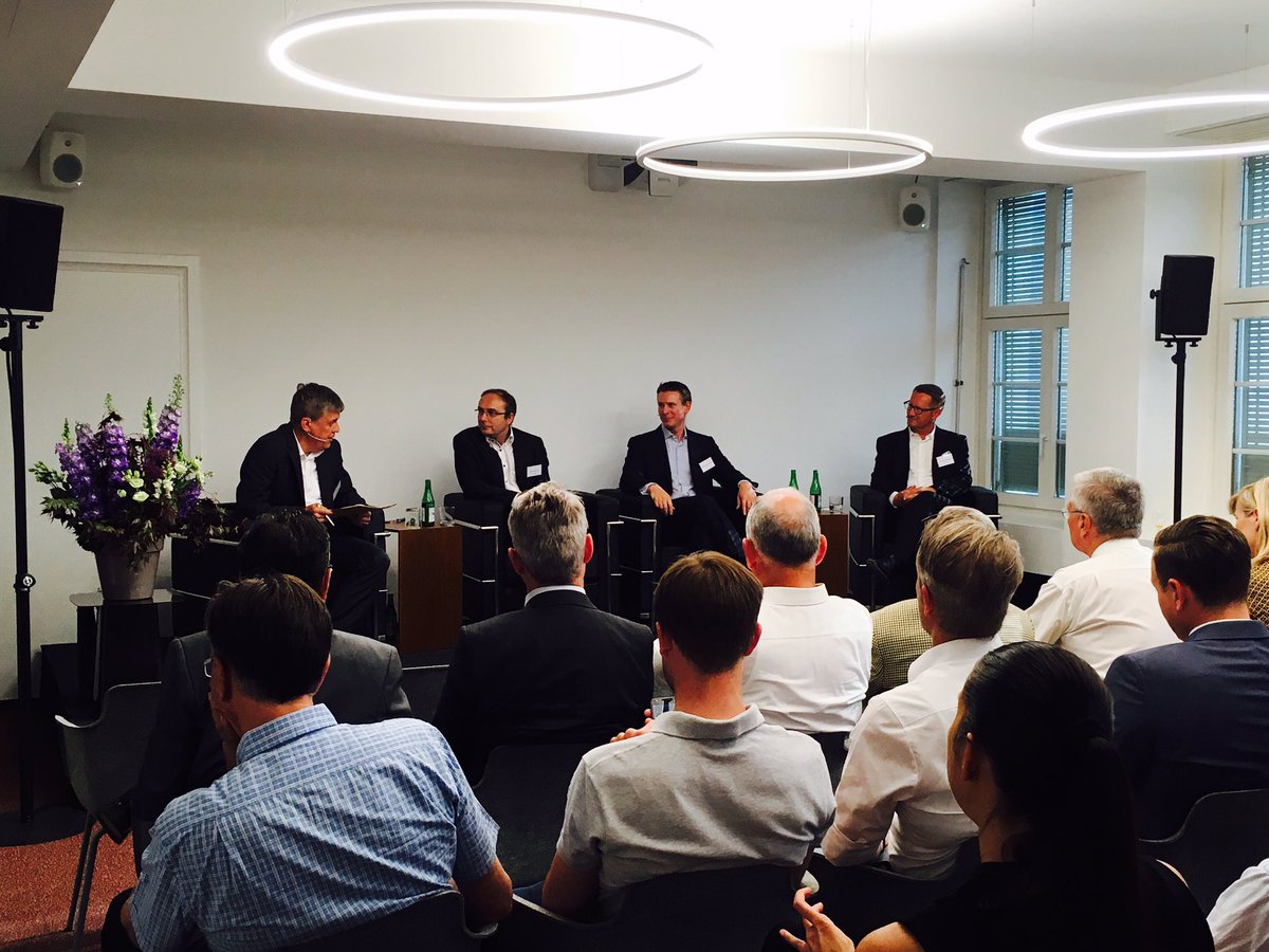 AgenturFarner's tweet photo. Exzellente #Insights ins #InternetOfMoney, #Cryptofinance und Innovationsstärke des Schweizer Bankings 👍🏼 @Avaloq @InventxAG @bankcler https://t.co/w1iSNrz70i