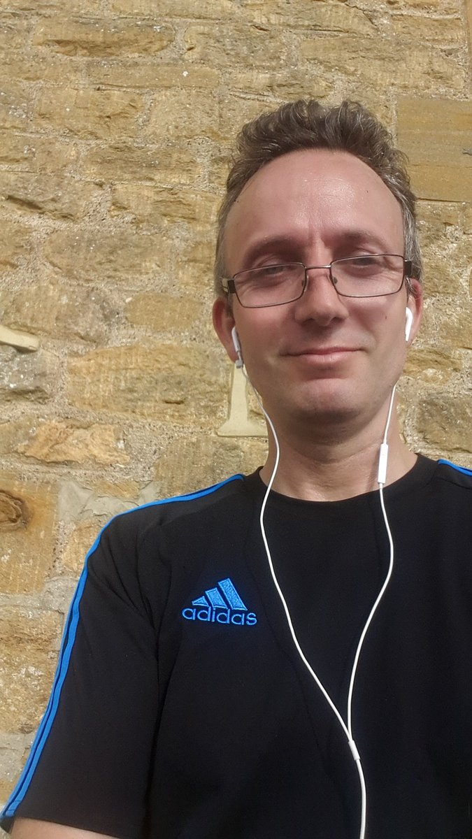 AndrewSweet4's tweet photo. First half marathon since @bathhalf PB! #outrunmay #teacher5aday https://t.co/MYRQ481kXw