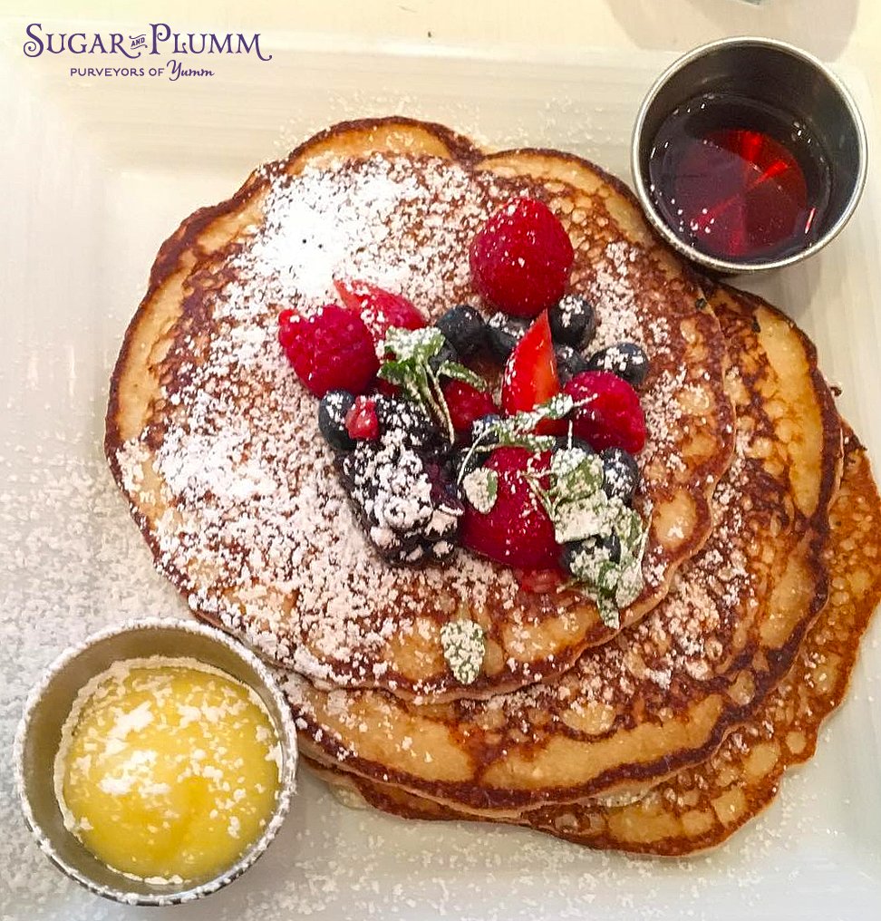 Sweet 💭dreams are made of these! 🥞🍓