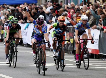 Grabbed the Win for @MellowMCycling. <a href="/drmaxct/">Cassandra Maximenko</a> @jchonger <a href="/katsweatt86/">Kat Sweatt</a> #teamworkmakesthedreamwork